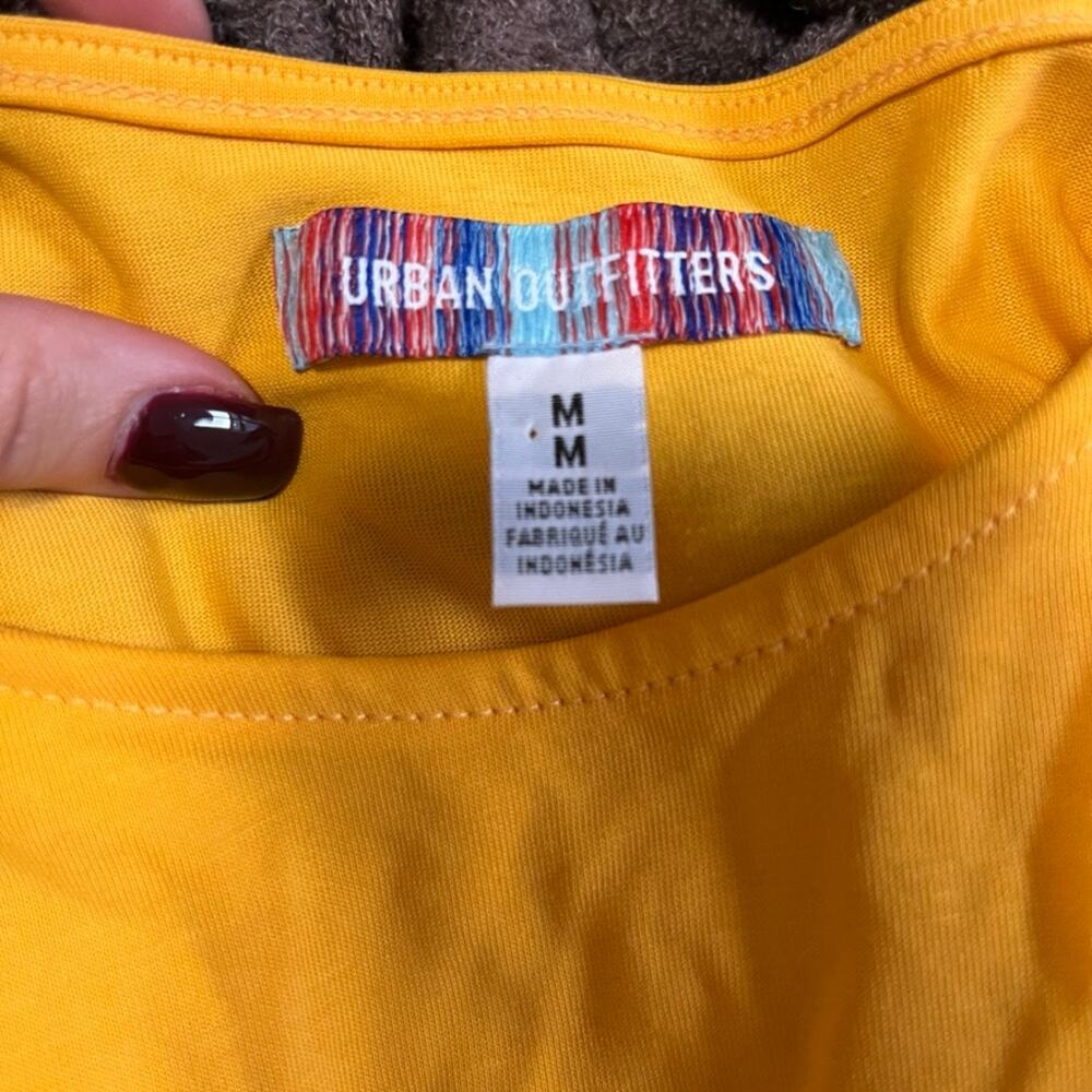 Urban Outfitters Yellow Tie Cutout Crop Top Size Medium - Picture 2 of 4